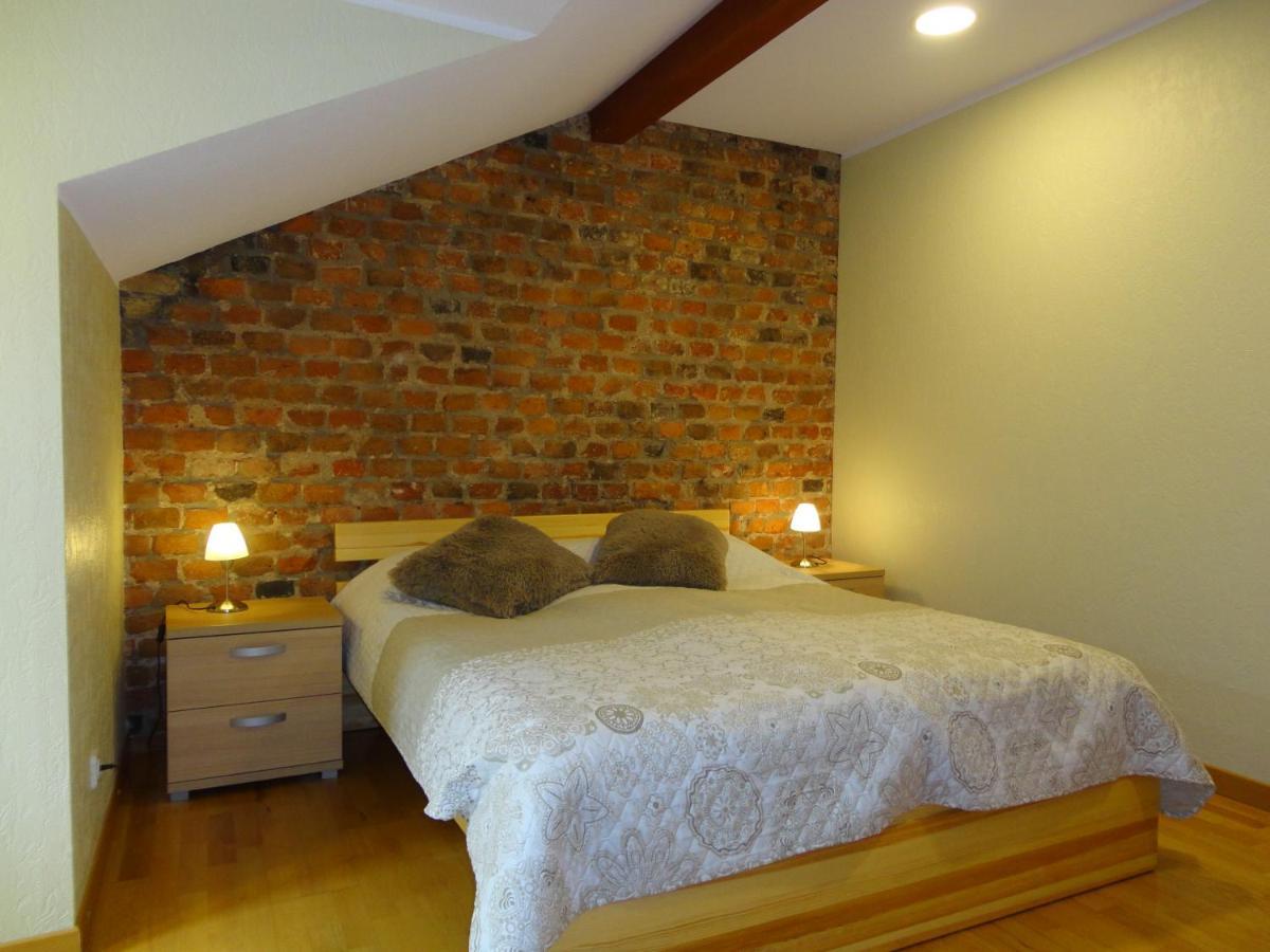 Apartment Old