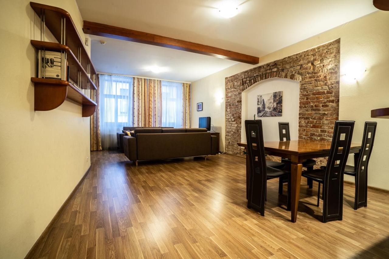 Old Apartment *